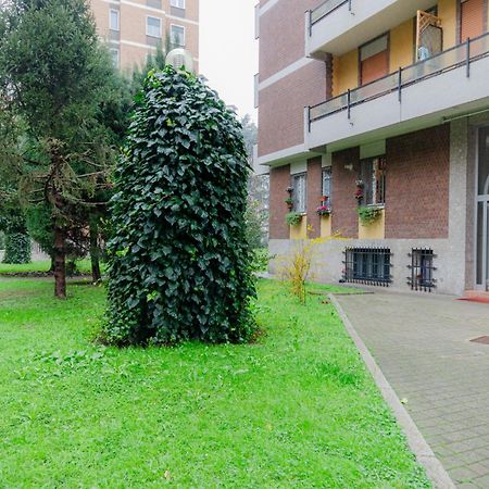 Mini Loft Linate Airport And Blu Metro Apartment Milano Exterior foto