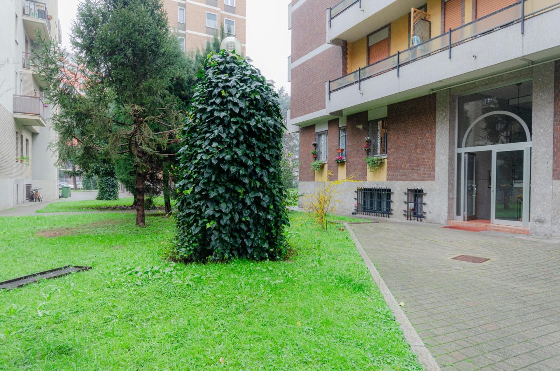 Mini Loft Linate Airport And Blu Metro Apartment Milano Exterior foto